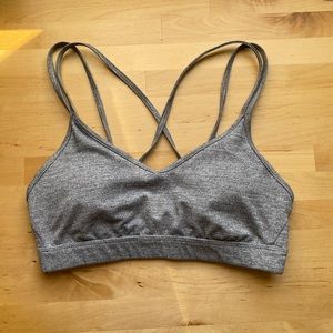 Old Navy gray sports bra size small